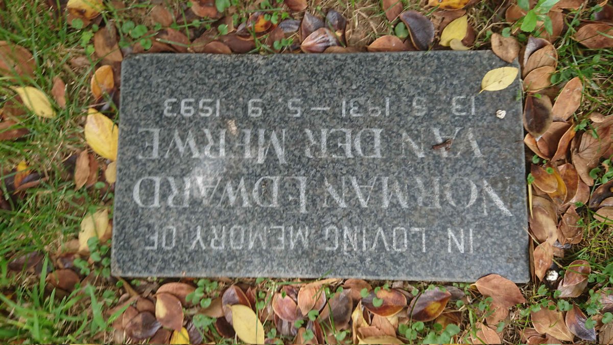 MERWE Norman Edward, van der 1931-1993