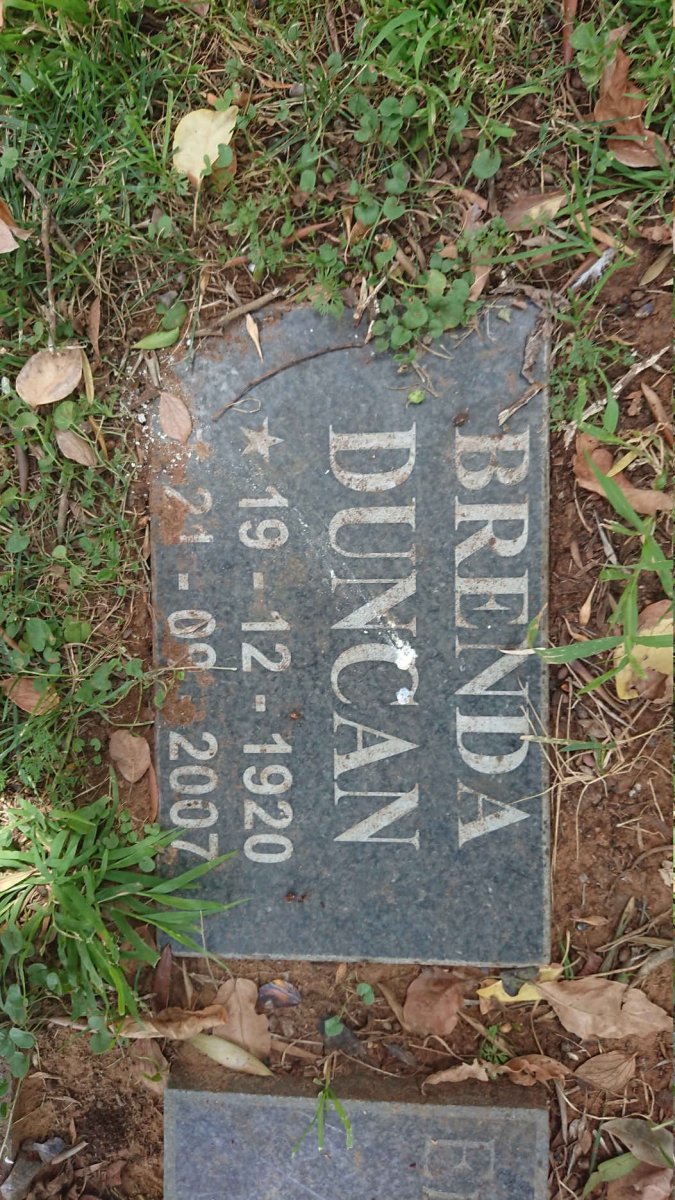 DUNCAN Brenda 1920-2007