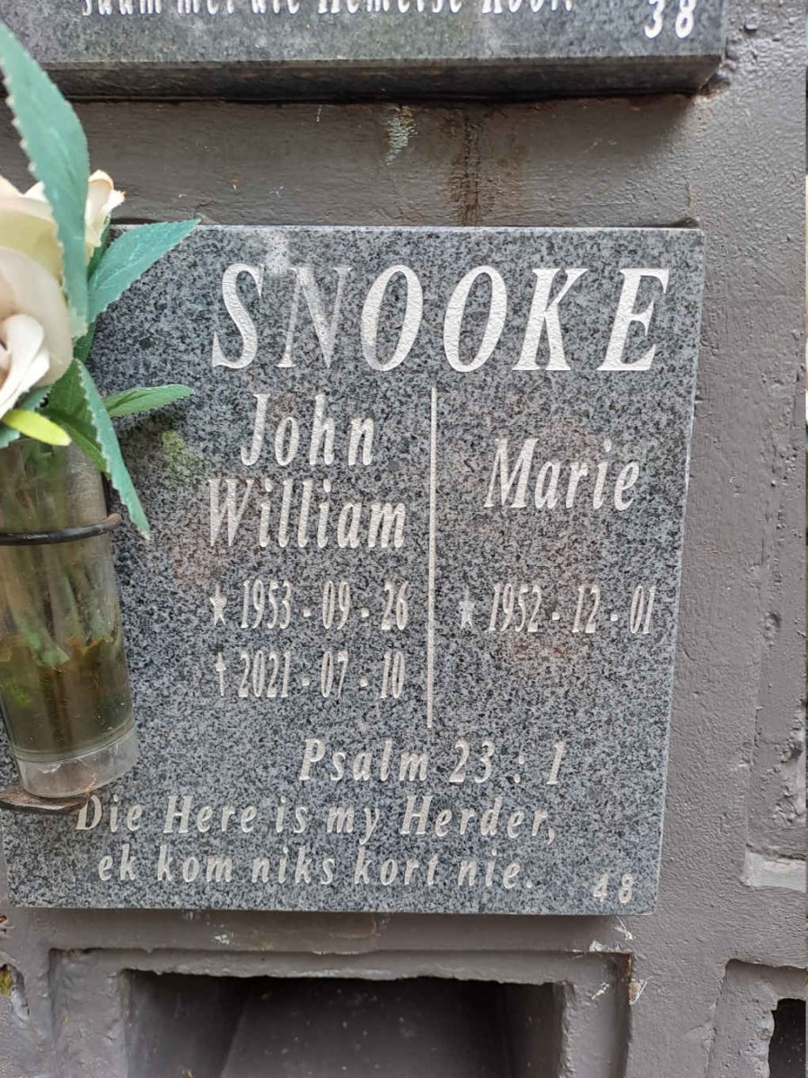 SNOOKE John William 1953-2021 & Marie 1952-