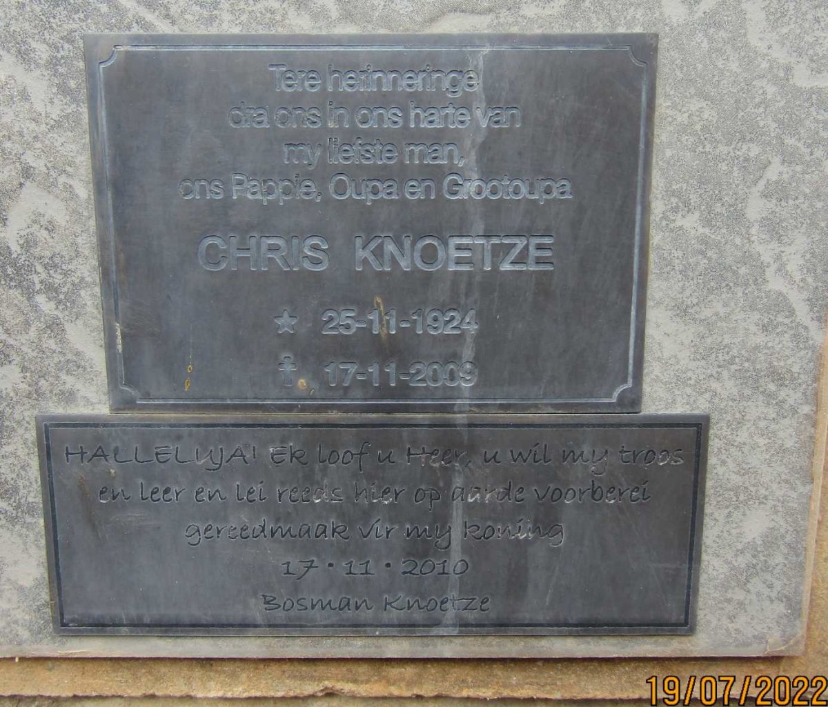 KNOETZE Chris 1924-2009