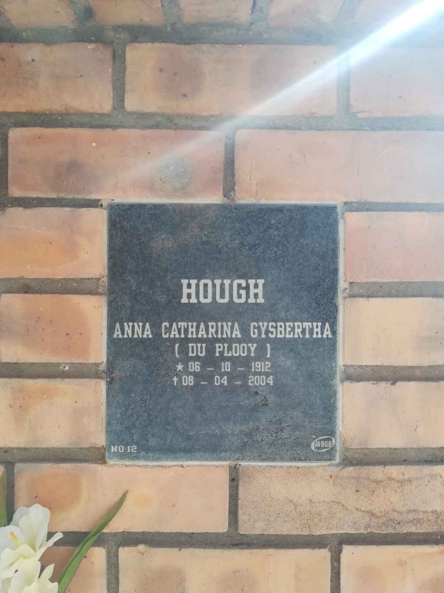 HOUGH Anna Catharina Gysbertha nee DU PLOOY 1912-2004