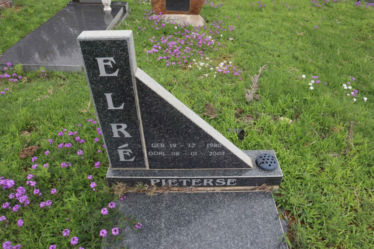 PIETERSE Elre 1980-2003