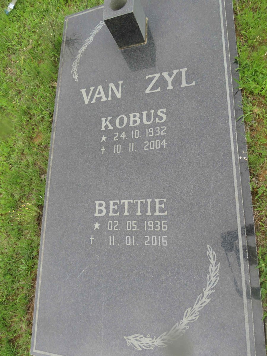 ZYL Kobus, van 1932-2004 &amp; Bettie 1936-2016