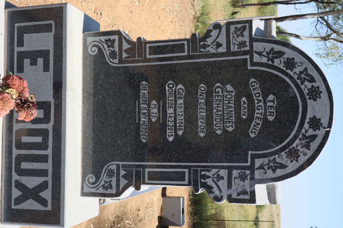 ROUX Johannes Gerhardus, le 1948-2015