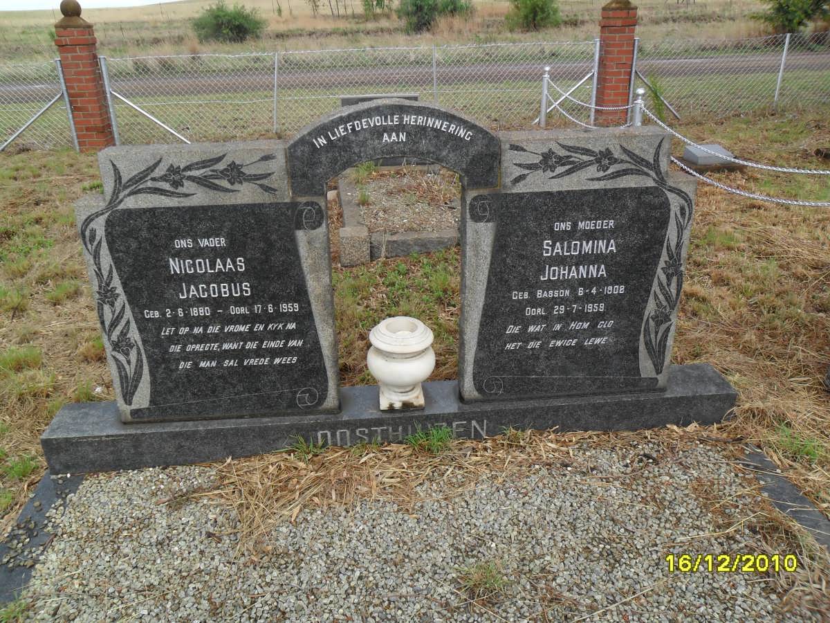 OOSTHUIZEN Nicolaas Jacobus 1880-1959 &amp; Salomina Johanna BASSON 1902-1959