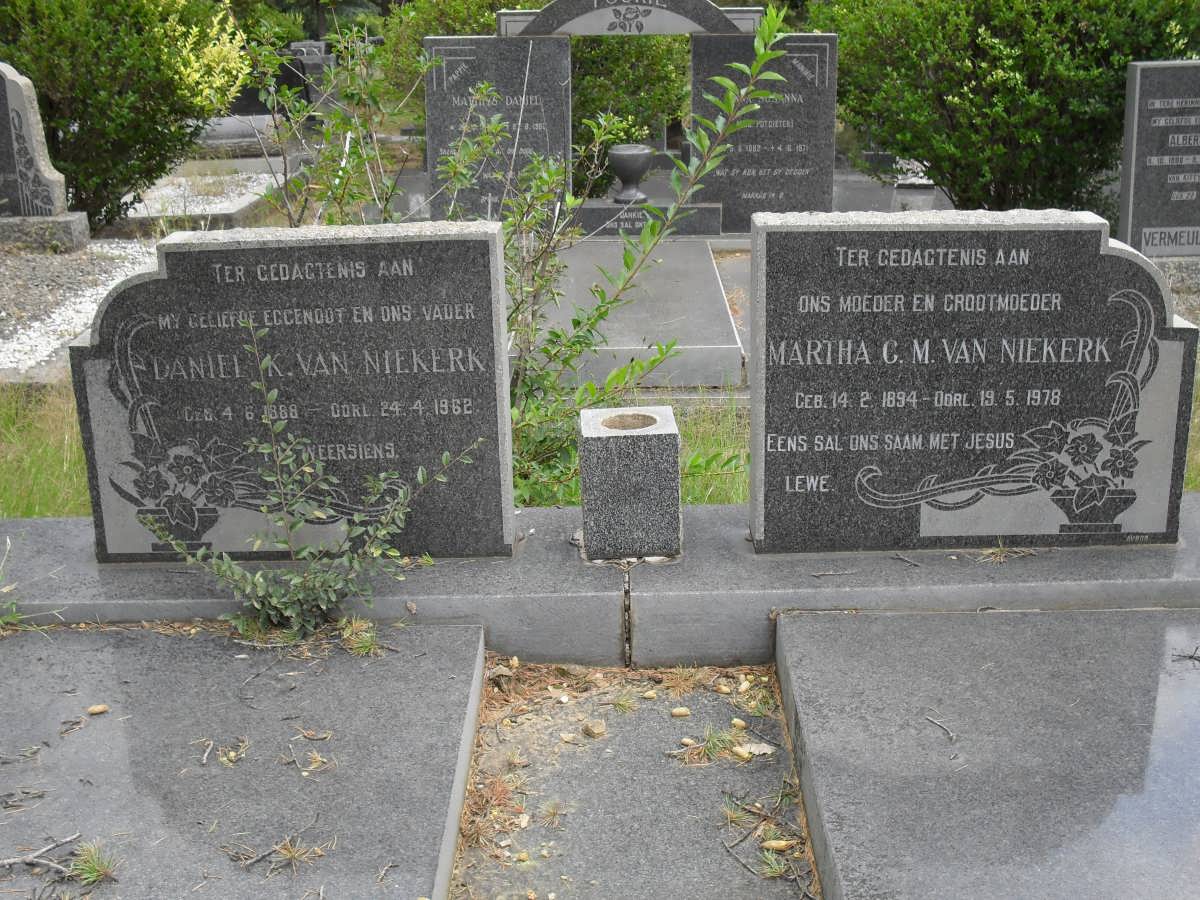 NIEKERK Daniel K., van 1888-1962 &amp; Martha C.M. 1894-1978