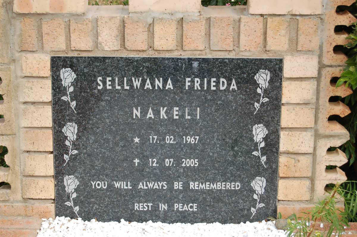 NAKELI Sellwana Frieda 1967-2005