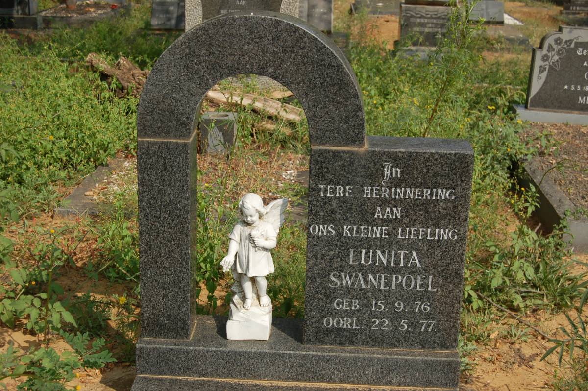 SWANEPOEL Lunita 1976-1977