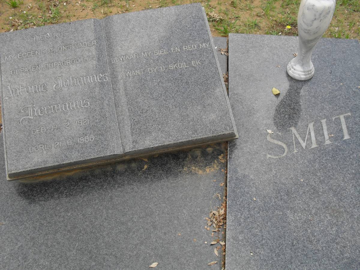 SMIT Antonie Johannes Hermanus 1921-1988 &amp; Elizabeth Dorothea 1922-