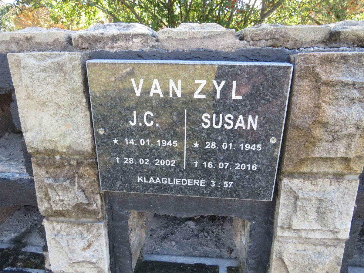 ZYL J.C., van 1945-2002 &amp; Susan 1945-2016