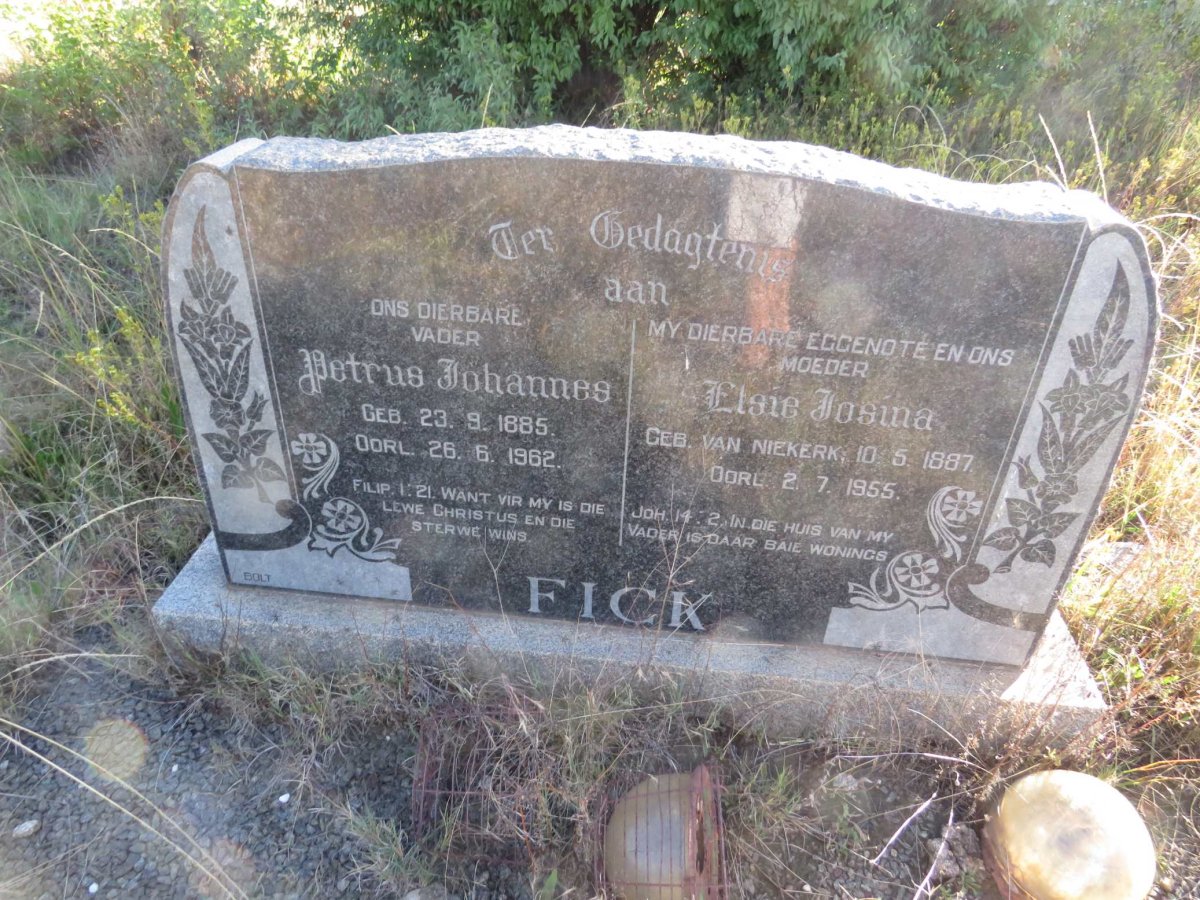 FICK Petrus Johannes 1885-1962 & Elsie Josina VAN NIEKERK 1887-1955