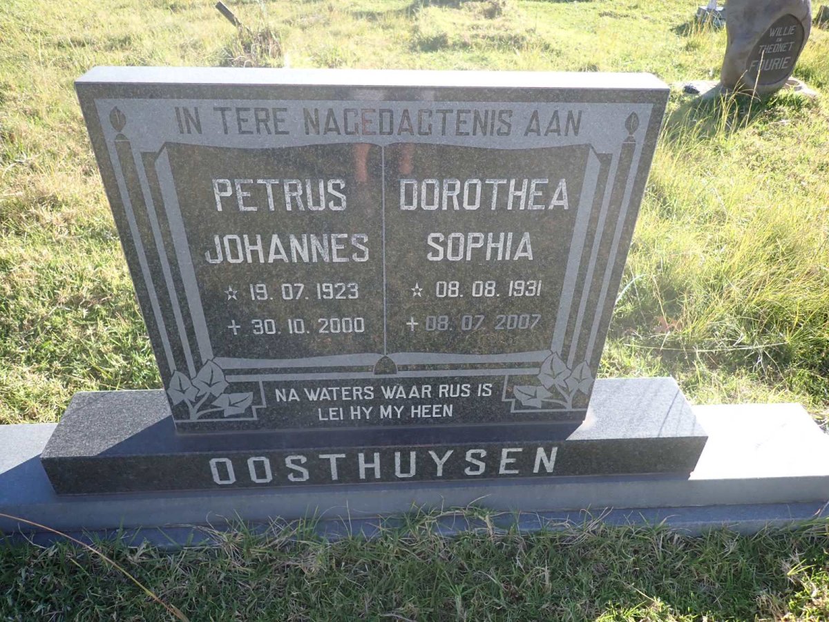 OOSTHUYSEN Petrus Johannes 1923-2000 & Dorothea Sophia 1931-2007