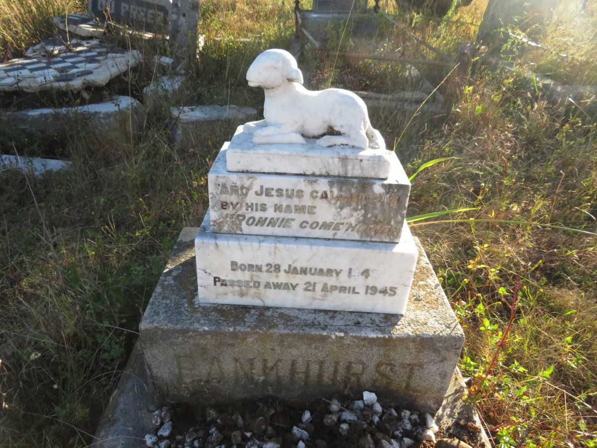 PANKHURST Ronnie 1943-1945