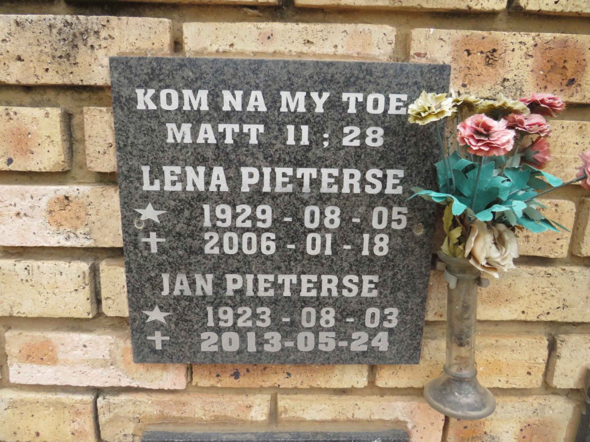 PIETERSE Jan 1923-2013 & Lena 1929-2006