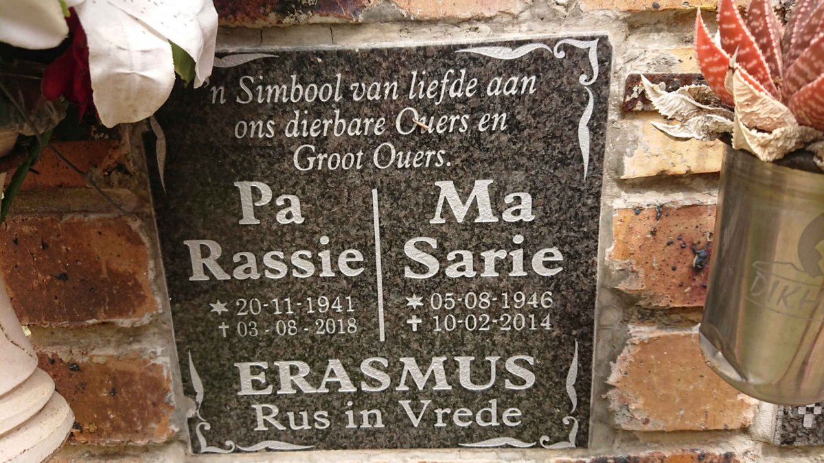ERASMUS Rassie 1941-2018 & Sarie 1946-2014