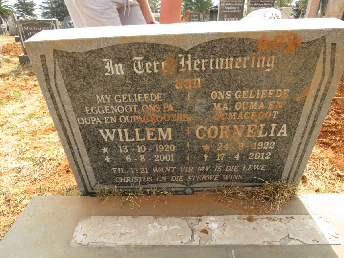 ? Willem 1920-2001 & Cornelia 1922-2012