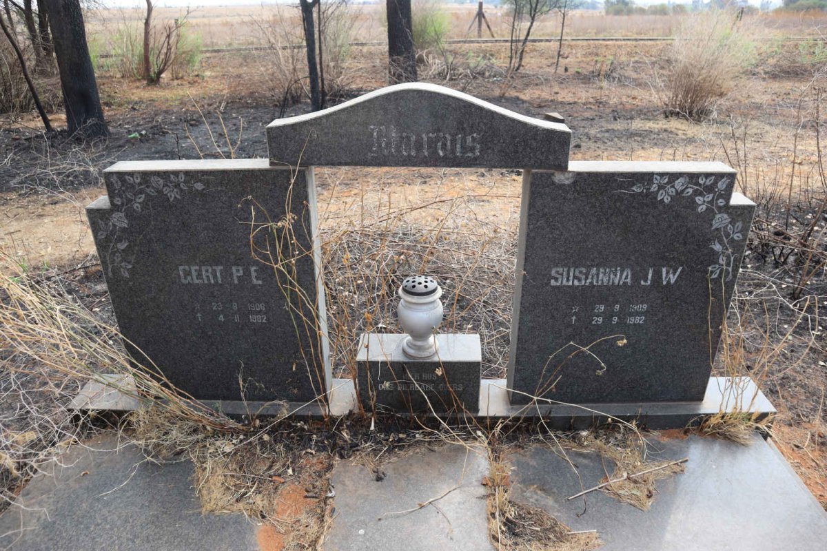 MARAIS Gert P.E. 1906-1982 & Susanna J.W. 1909-1982