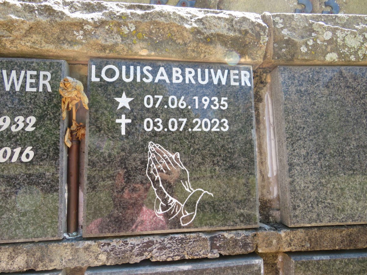 BRUWER Louisa 1935-2023