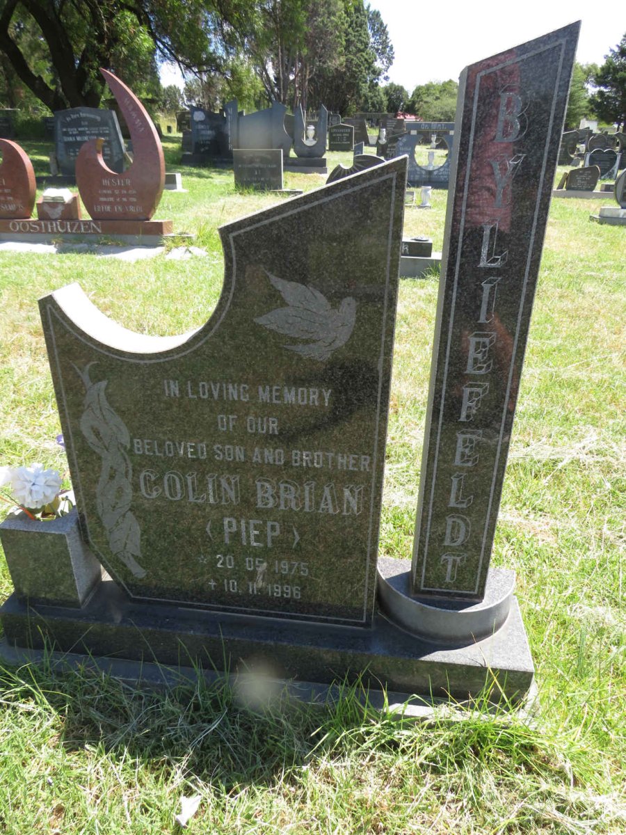 BYLIEFELDT Colin Brian 1975-1996