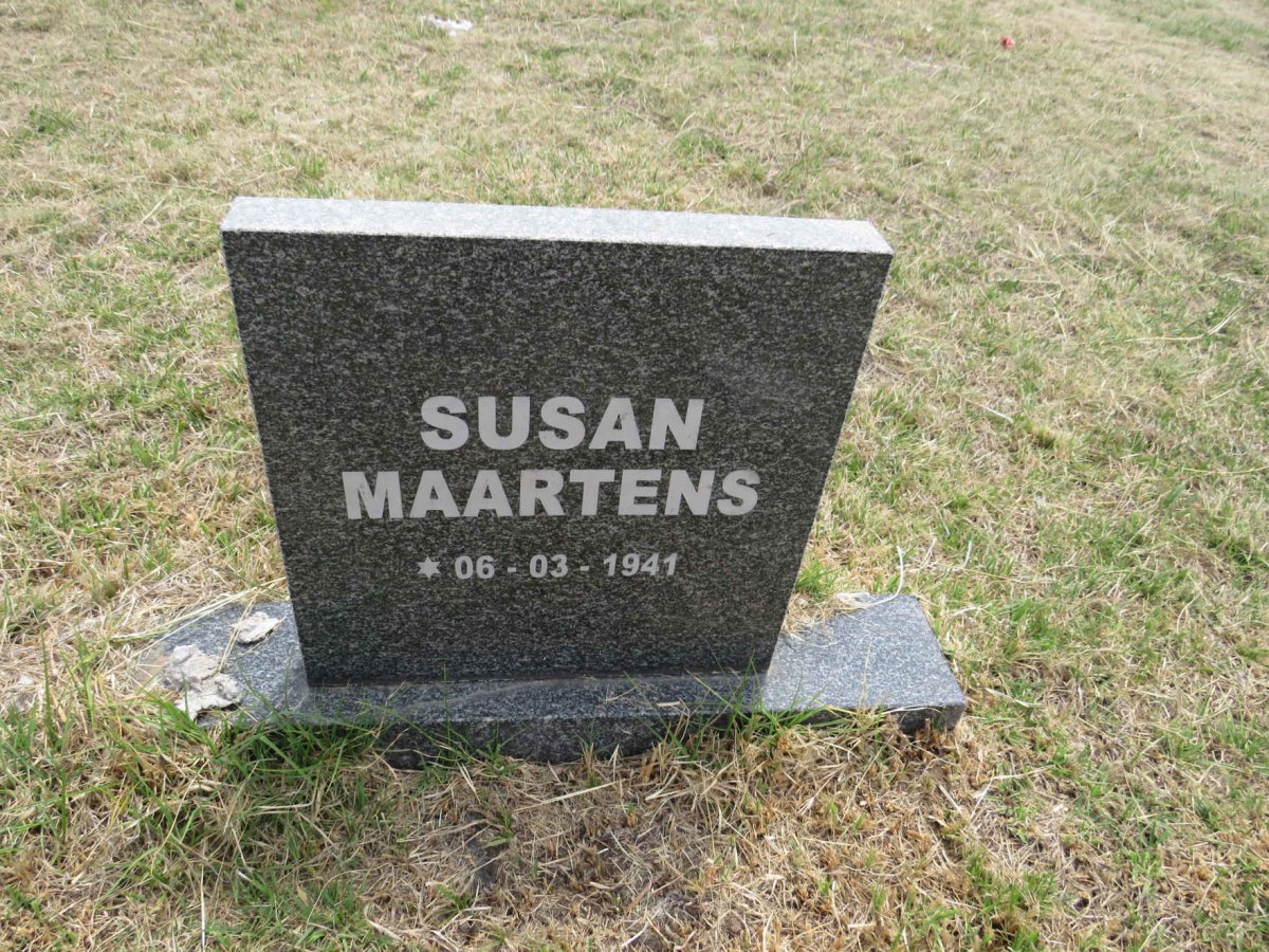 MAARTENS Susan 1941-