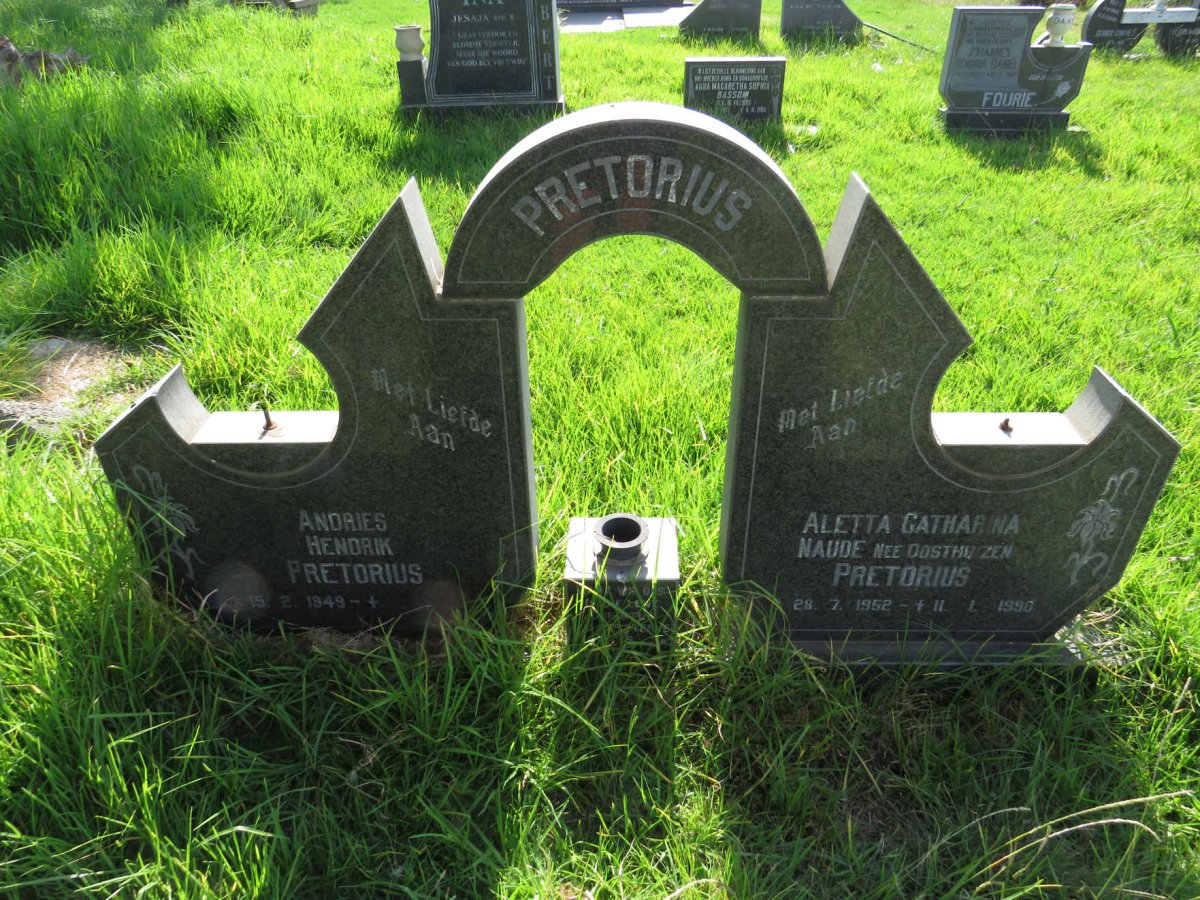 PRETORIUS Andries Hendrik 1949- & Aletta Catharina voorheen NAUDE, OOSTHUIZEN 1952-1990 
