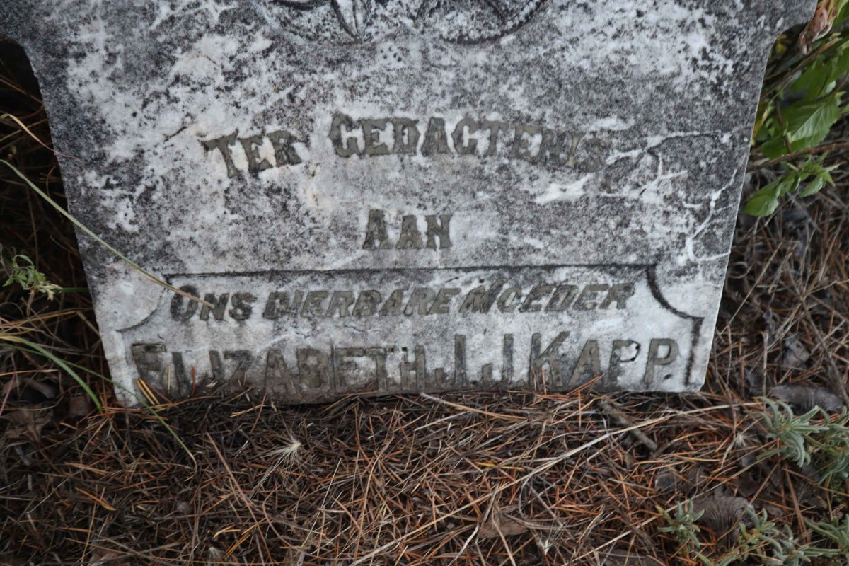 KAPP Elizabeth J.J.