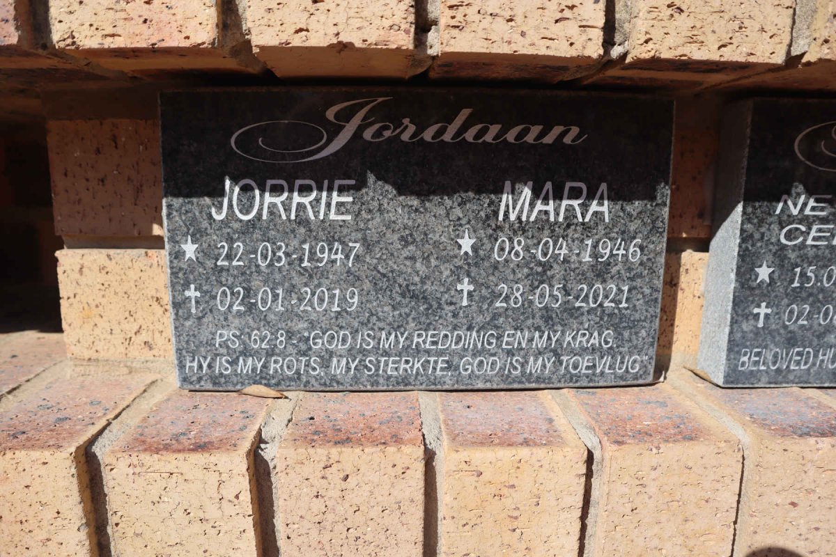 JORDAAN Jorrie 1947-2019 & Mara 1946-2021